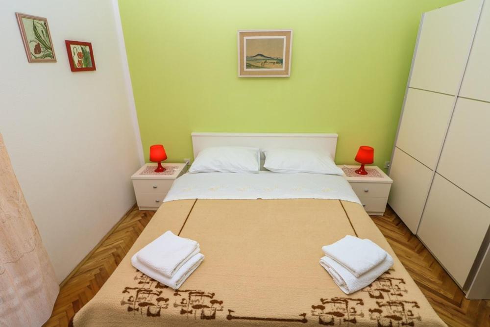 Double Rooms Tomica 2 With Balcony Baska  Exterior photo